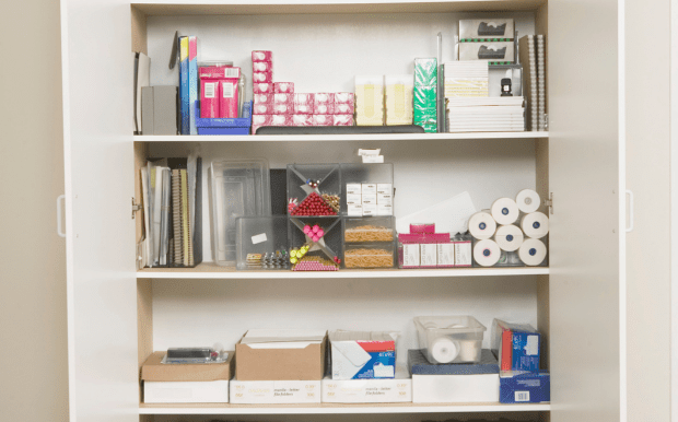 掛脖USB手持便攜式戶外手持風扇 - 港生活玩樂誌 1.印刷位置:可以局部印刷LOGO和標語 2.適用介紹:學校,辦公室,政府部門,小型活動,日常,展銷會 廣告促銷,週年慶典,商務饋贈,開業典禮,頒獎紀念,公關策劃 3.高顏值,有實力,值得選擇,玩轉炎夏,解放雙手 客製 - 港生活玩樂誌 掛脖USB手持便攜式戶外手持風扇